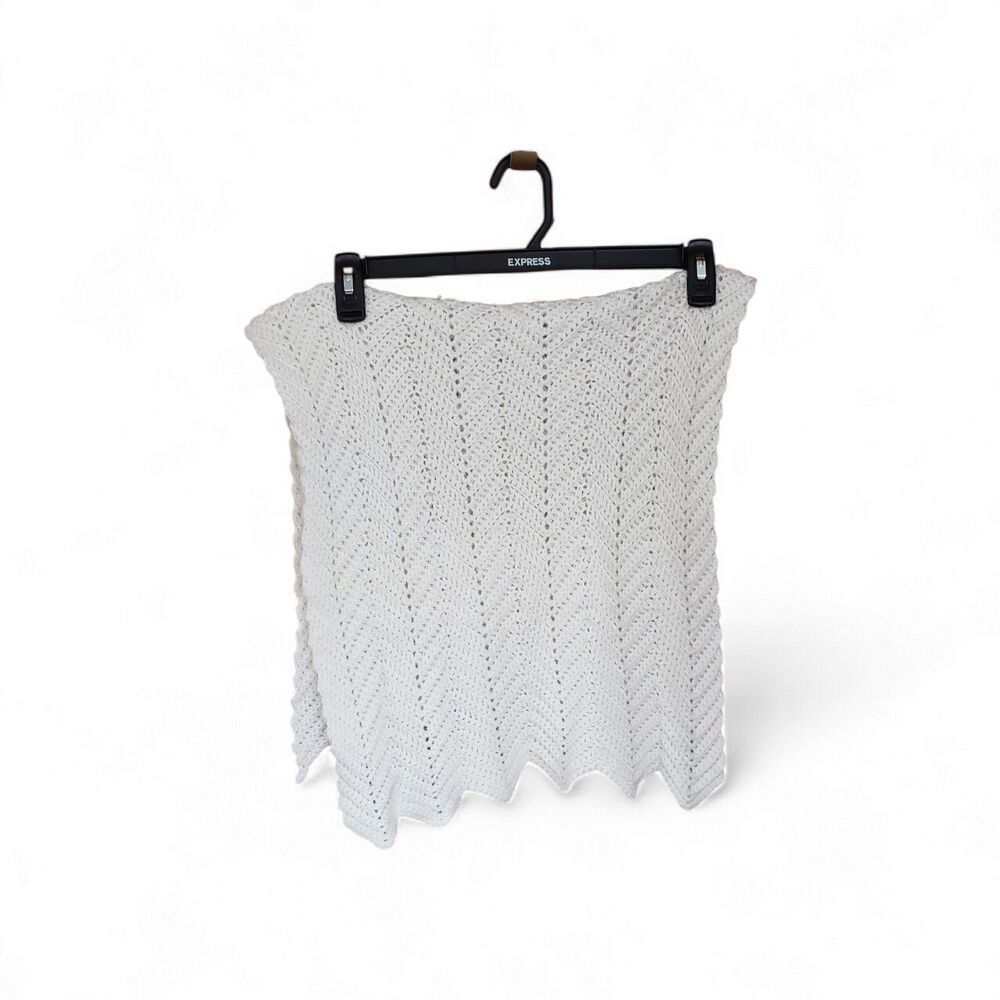 VTG Baby Blanket Afghan Hand Knit White 25X36 Crib Stoller Soft Nursery Gift